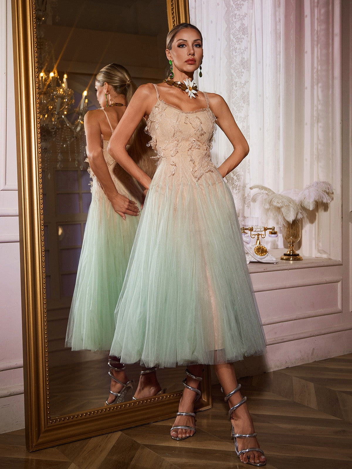 Qaldrex Spaghetti Ombre Lace Midi Dress