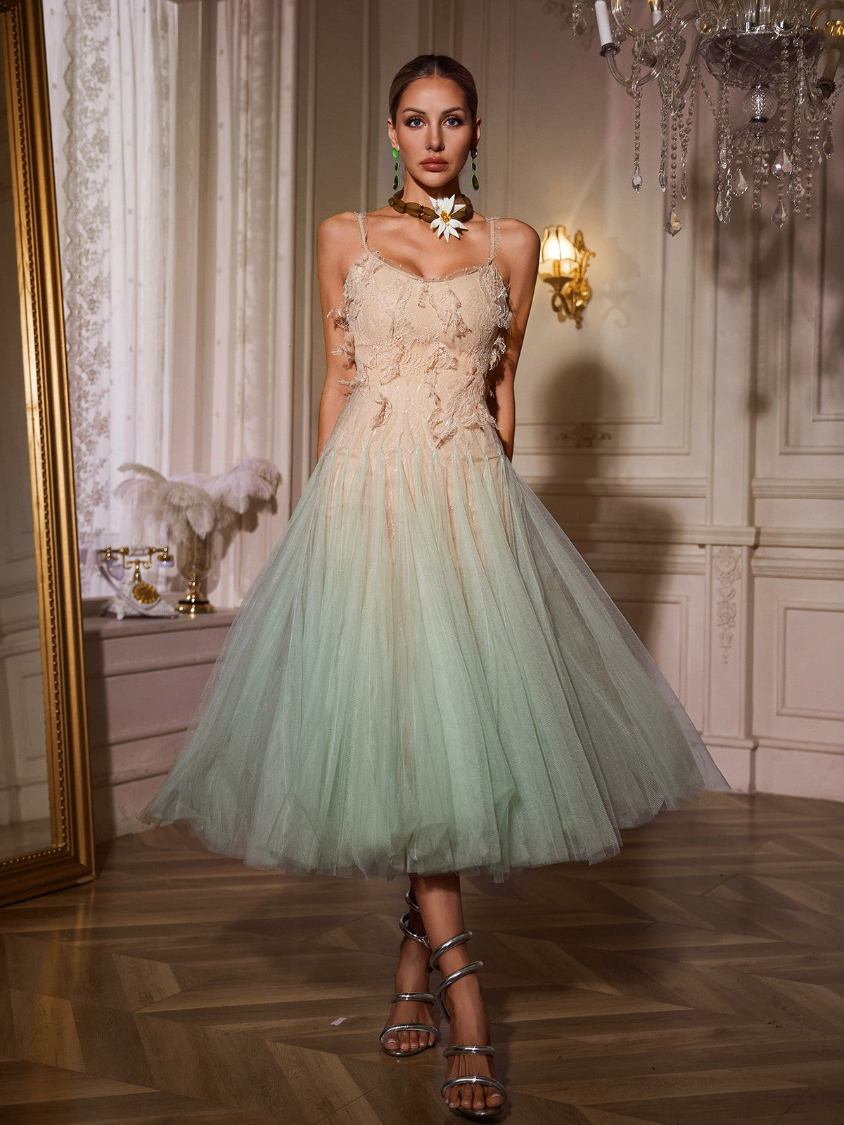 Qaldrex Spaghetti Ombre Lace Midi Dress