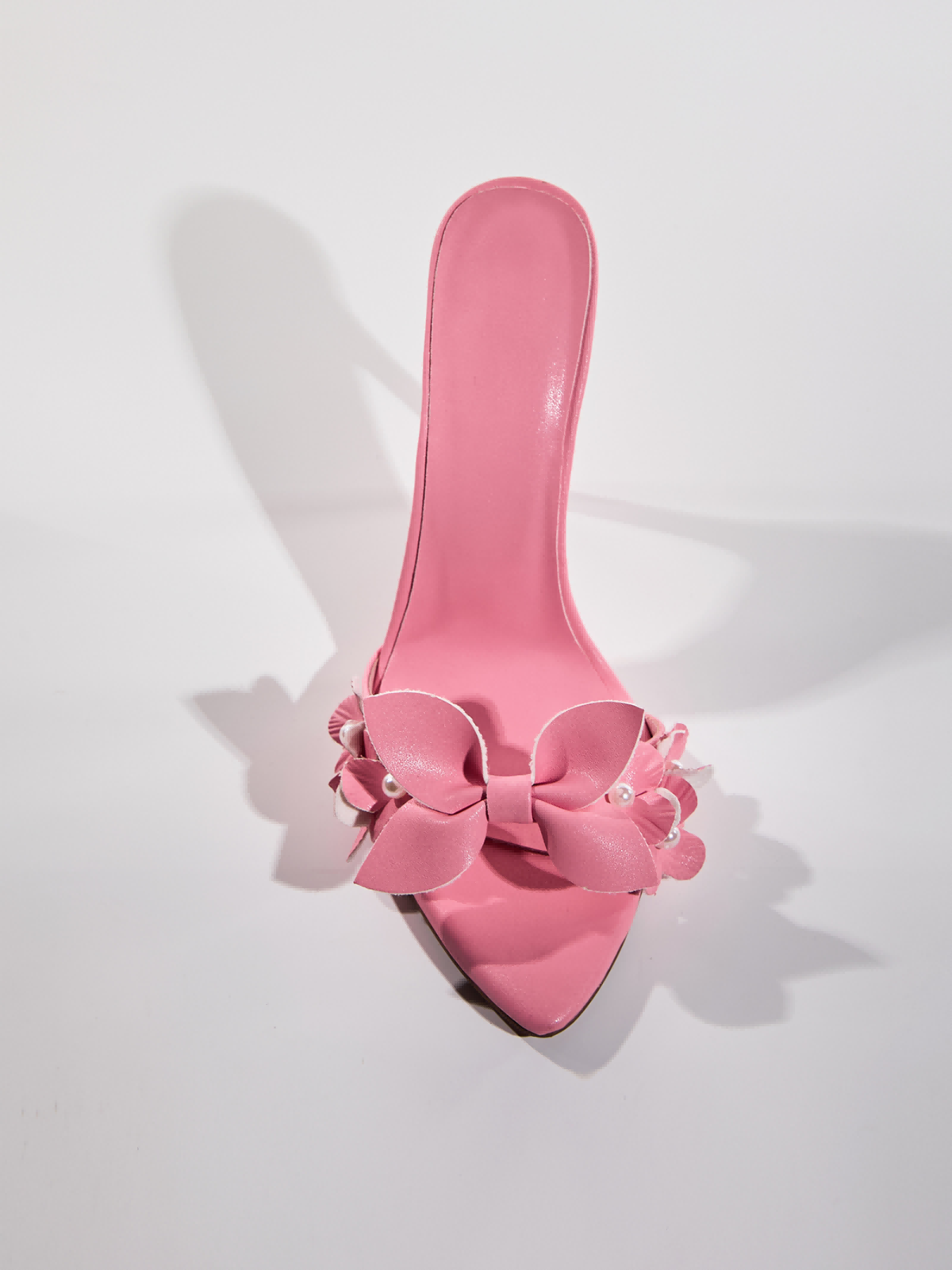 Grain Pearl Flower Slippers In Pink